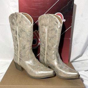 Dingo women’s cowboy boots